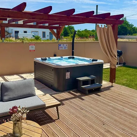 Semesterbostad 3 Bedroom Awesome In