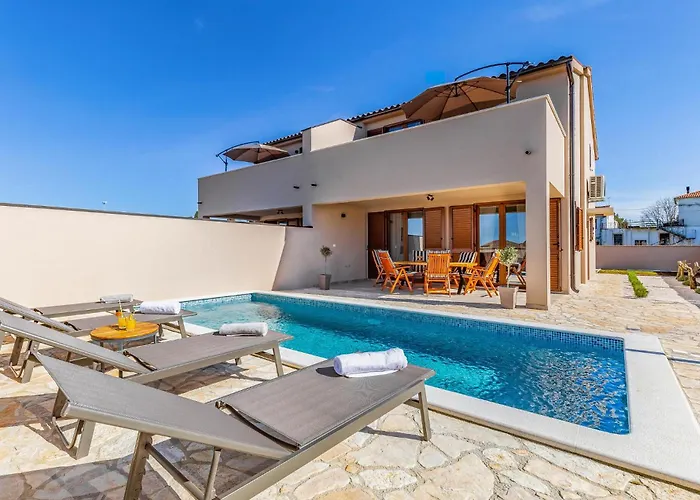 3 Bedroom Awesome In