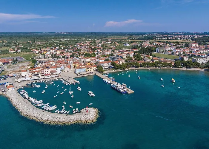 3 Bedroom Awesome In *